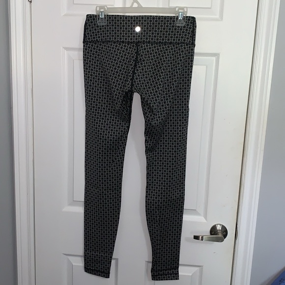 Lululemon Black Grey Leggings Sz 6 - Picture 3 of 6